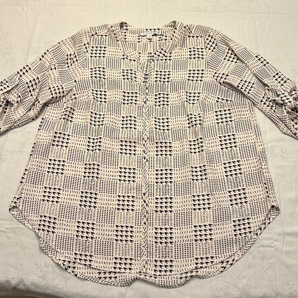 41 Hawthorn Blouse. Size 2X. Three-quarter length sleeve.